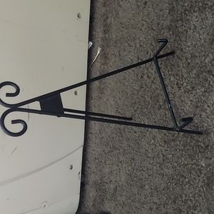 12 inch Black easel fram holder